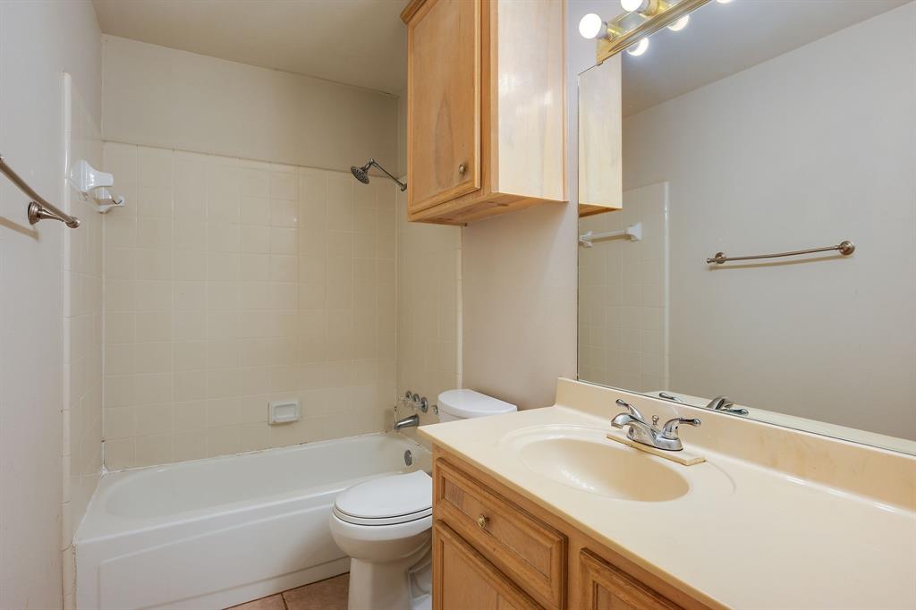 2007 Sandalwood Lane Property Photo 12