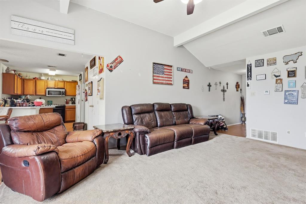 6406 Nicole Way Property Photo 5