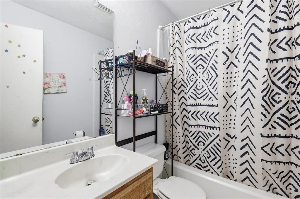 6406 Nicole Way Property Photo 14