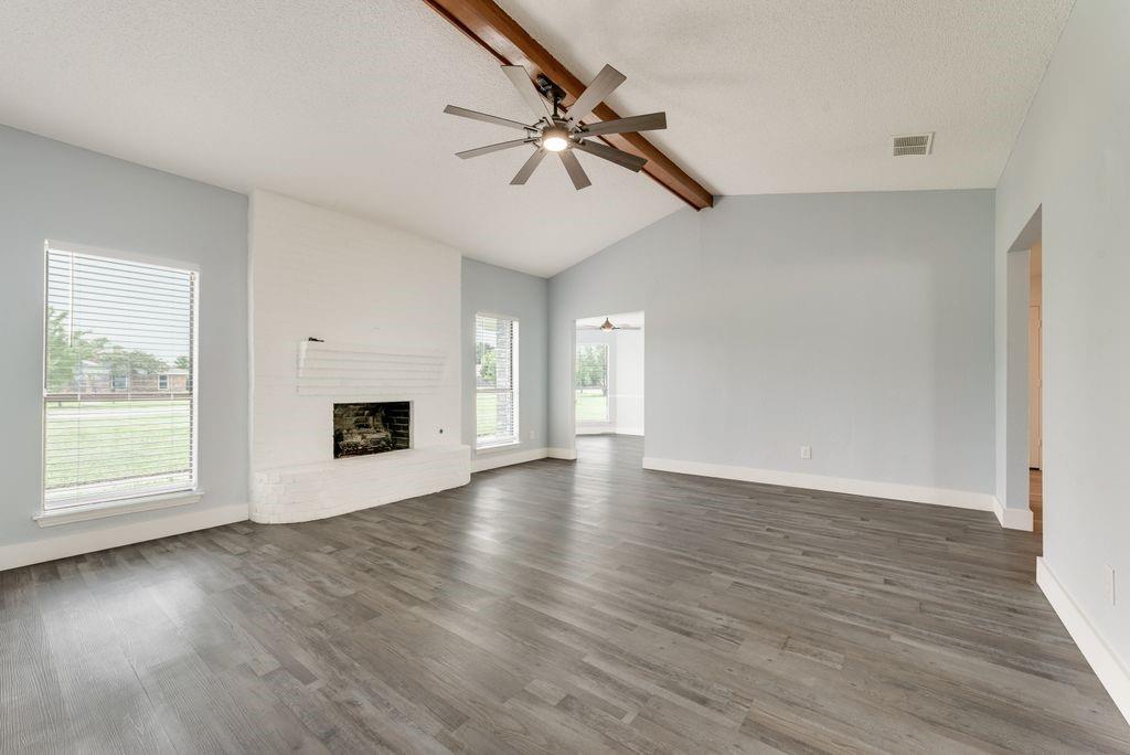 3517 Sachse Road Property Photo 9