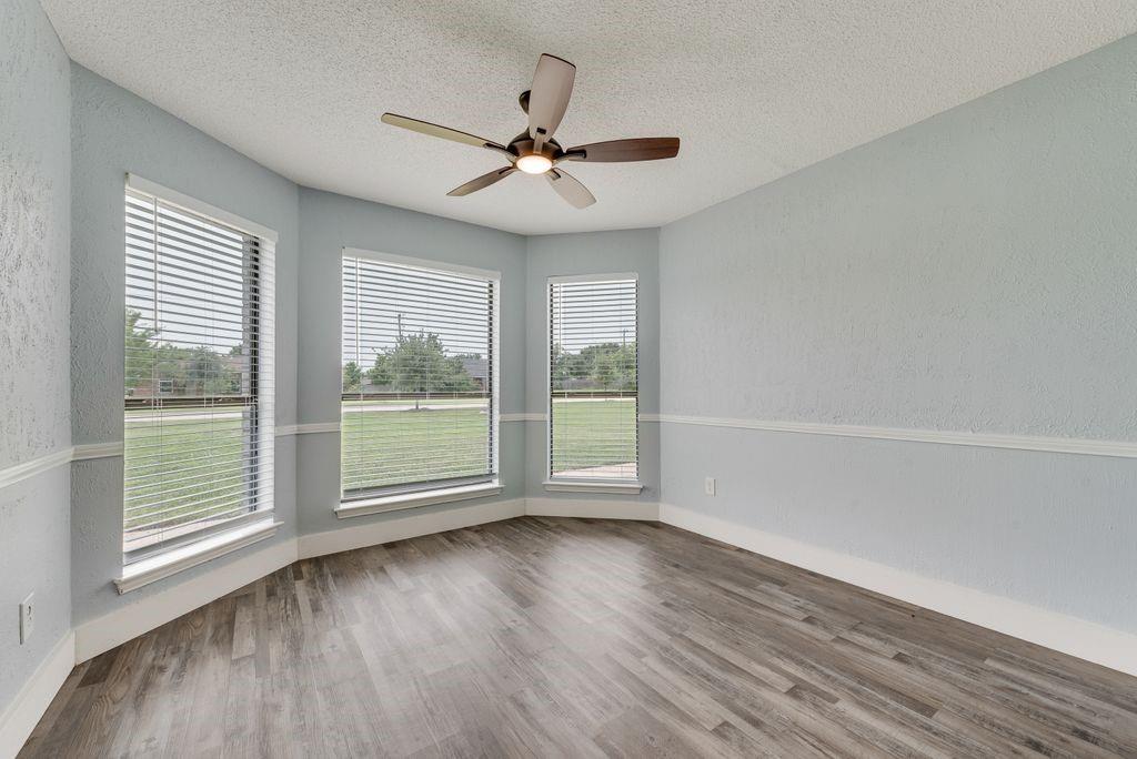 3517 Sachse Road Property Photo 11