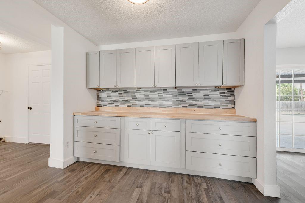 3517 Sachse Road Property Photo 16