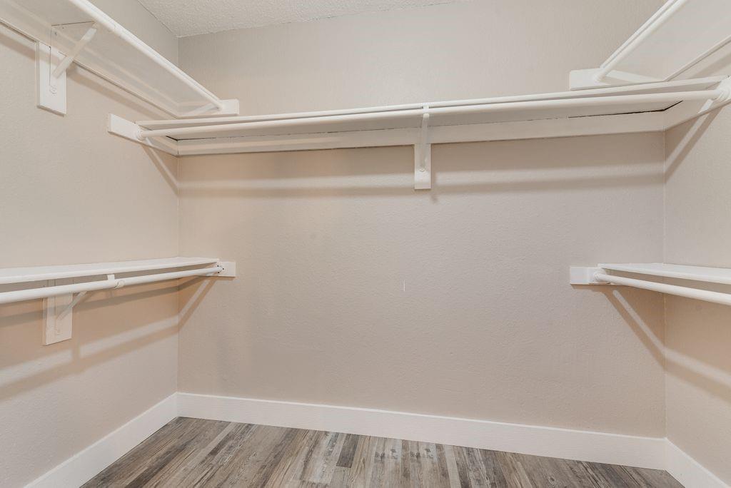 3517 Sachse Road Property Photo 22