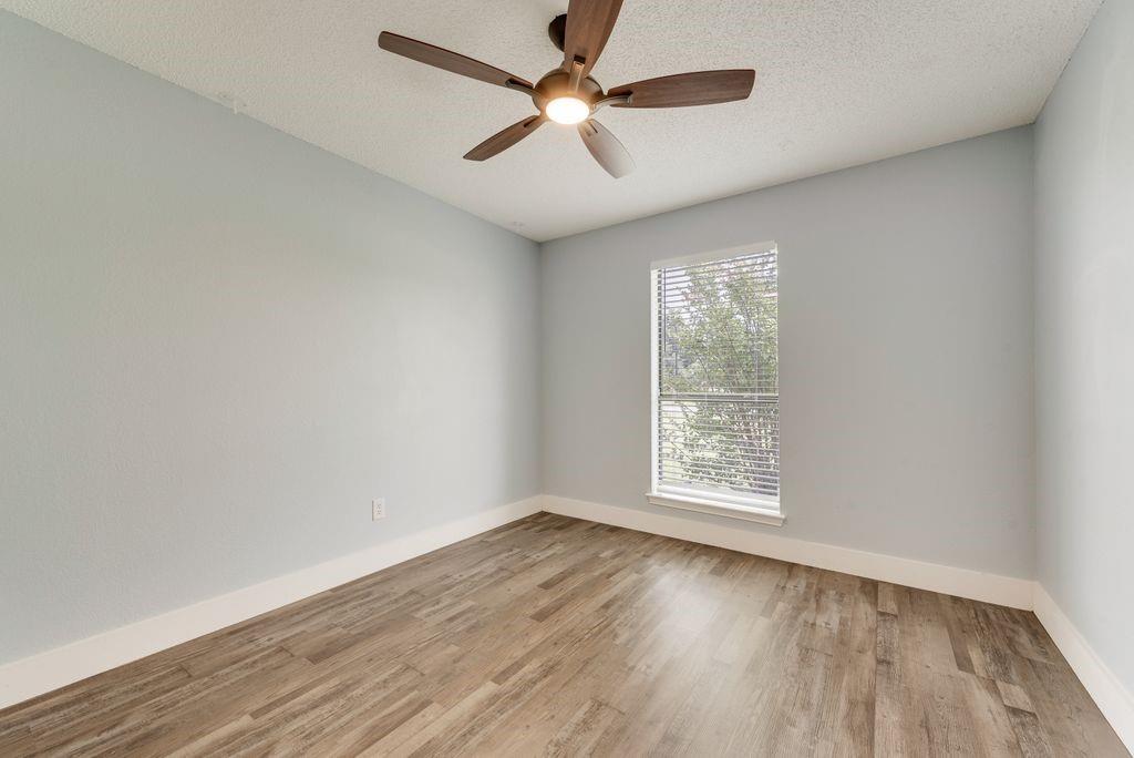 3517 Sachse Road Property Photo 23