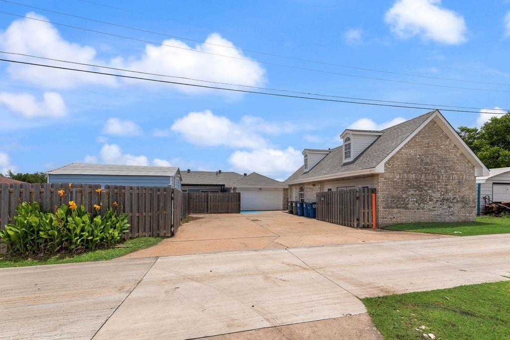 3517 Sachse Road Property Photo 40