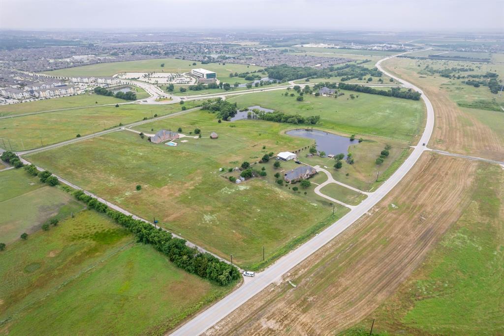 5363 Hackberry Circle Property Photo 4