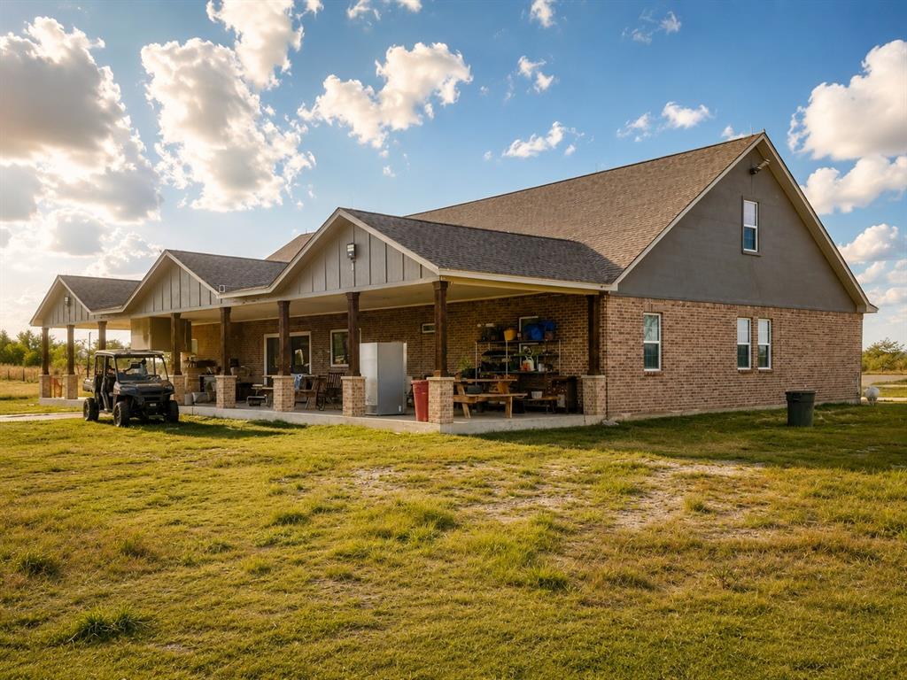 8281 Fm 641 Property Photo 15