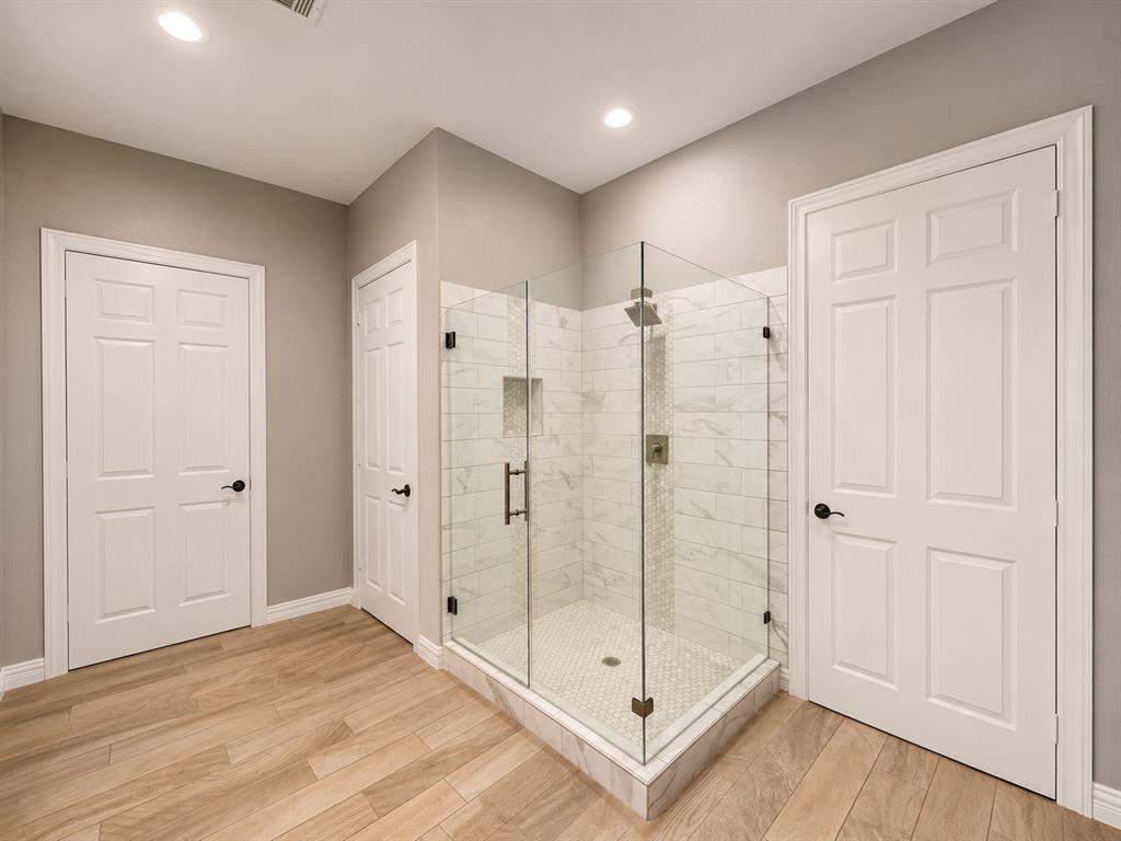 8281 Fm 641 Property Photo 28