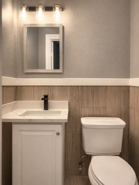 8281 Fm 641 Property Photo 31