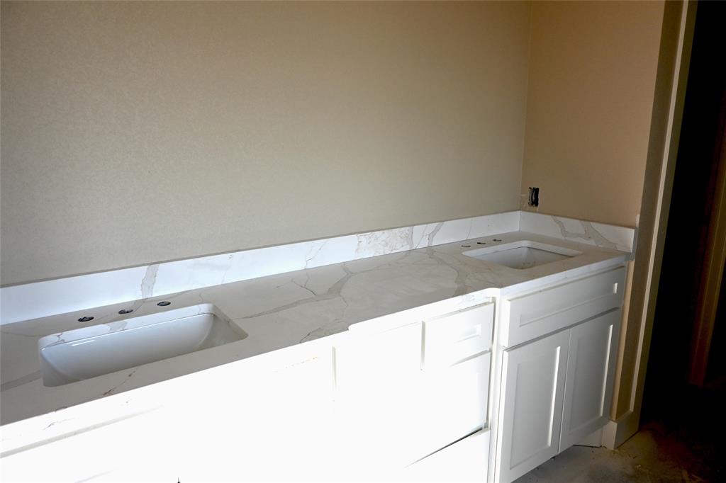 4056 Hope Drive Property Photo 10