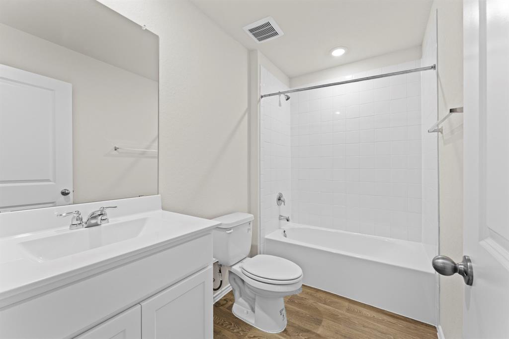 1018 Bold Run Property Photo 6