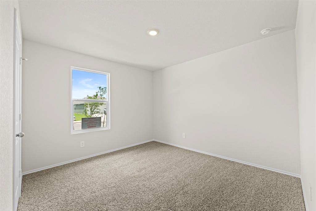 1018 Bold Run Property Photo 7