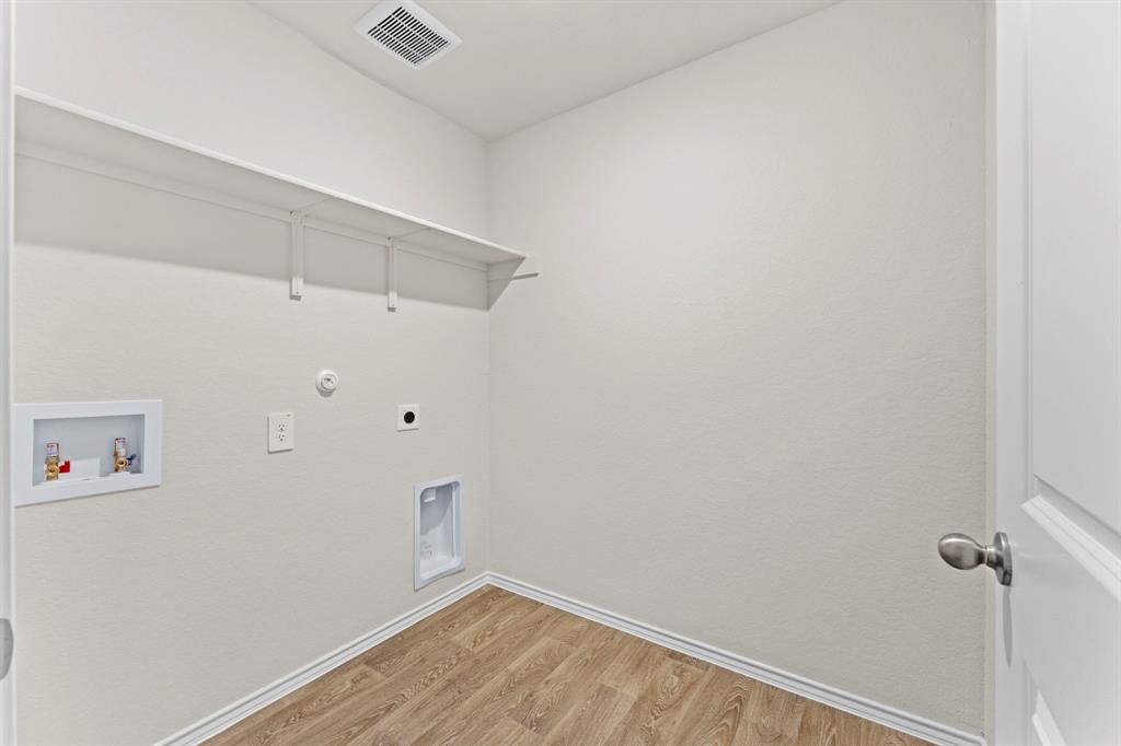 1018 Bold Run Property Photo 10