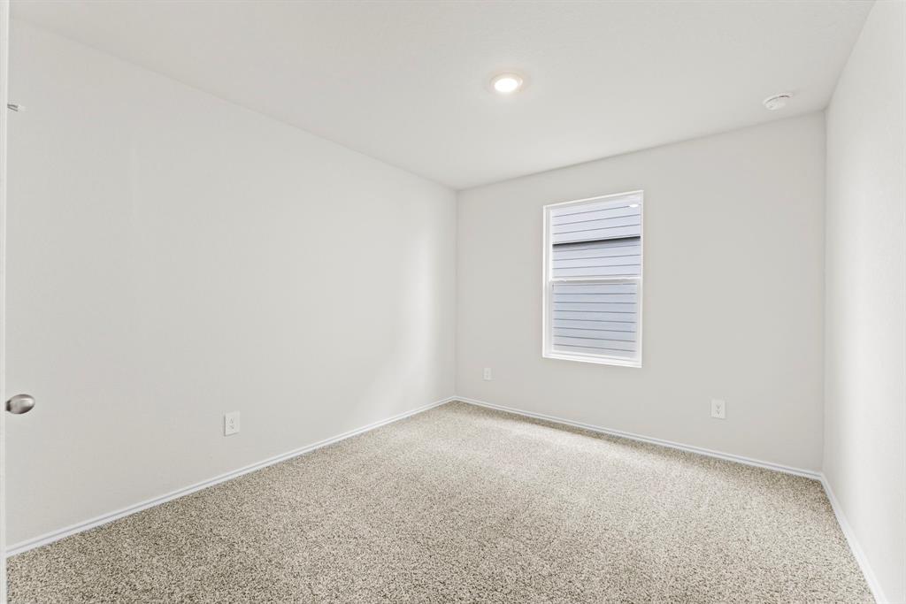 1018 Bold Run Property Photo 11