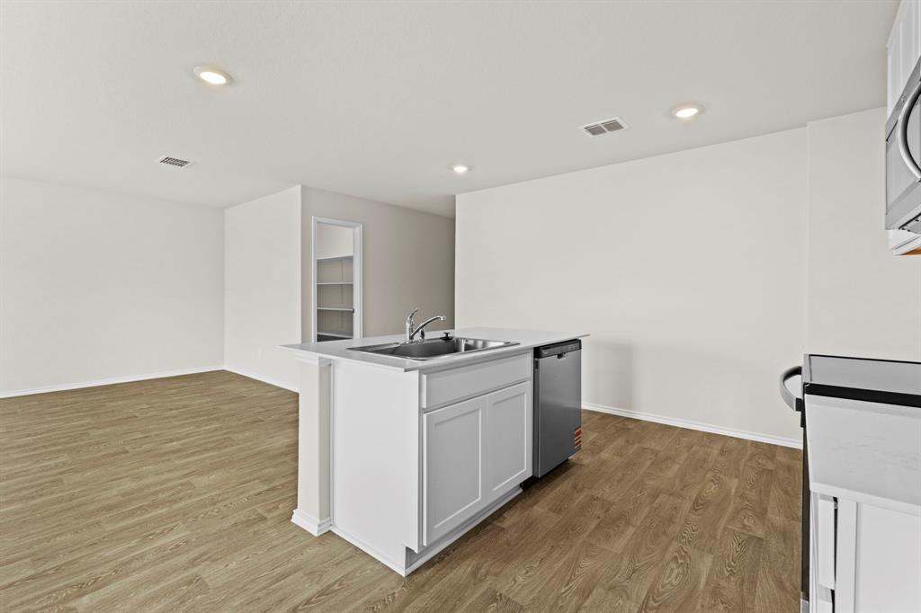 1018 Bold Run Property Photo 16