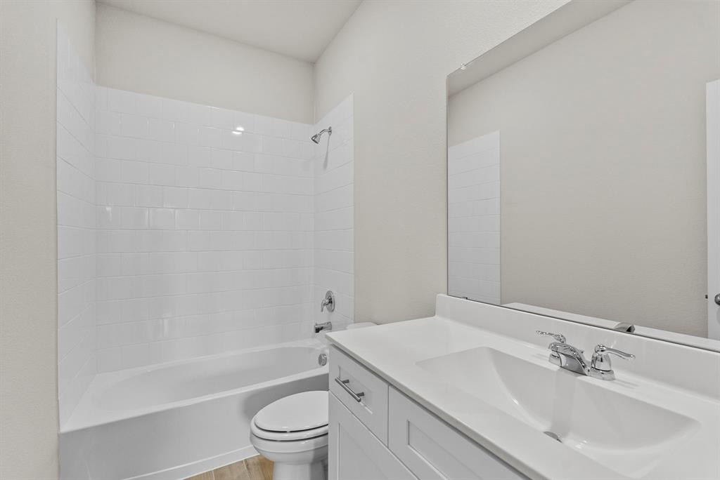 9644 Brickridge Lane Property Photo 8