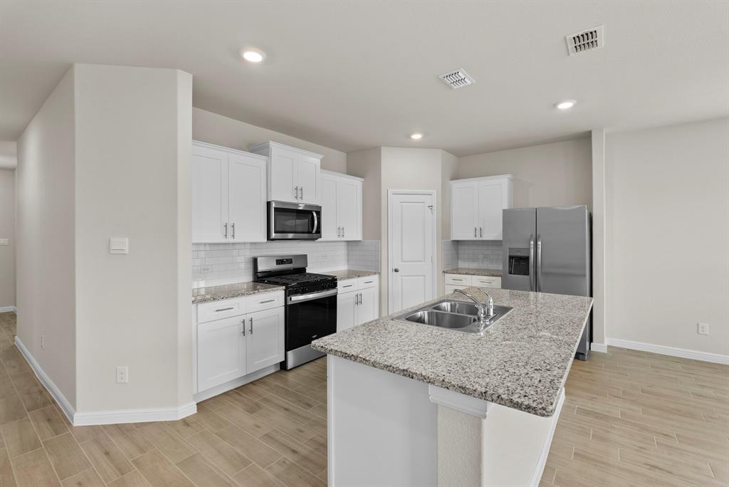 9644 Brickridge Lane Property Photo 11