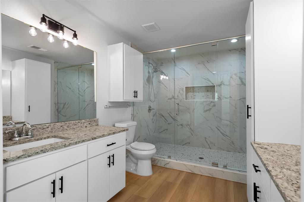 112 Inman Street Property Photo 25