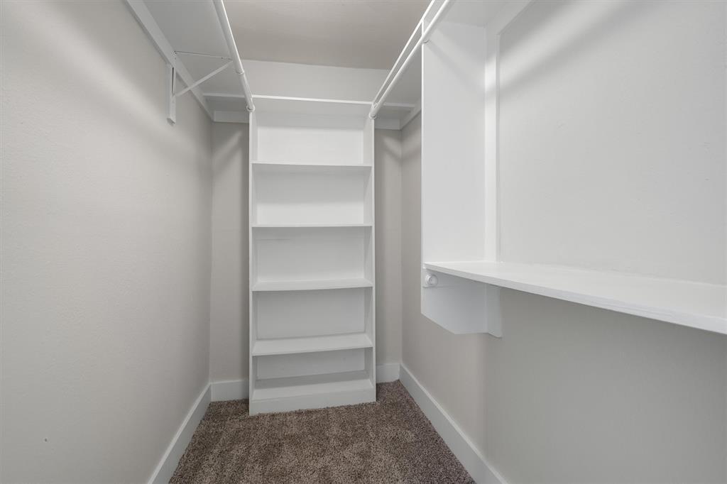112 Inman Street Property Photo 28