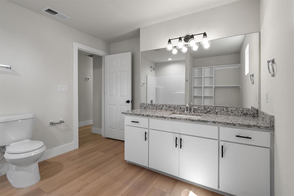 112 Inman Street Property Photo 31