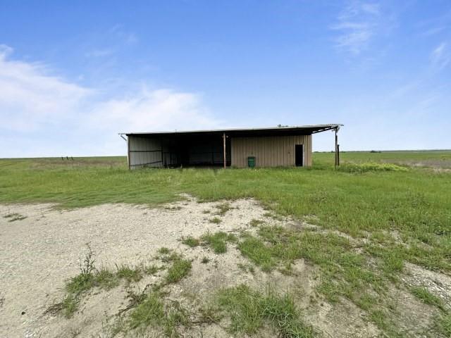 9652 County Road 4360 Property Photo 6