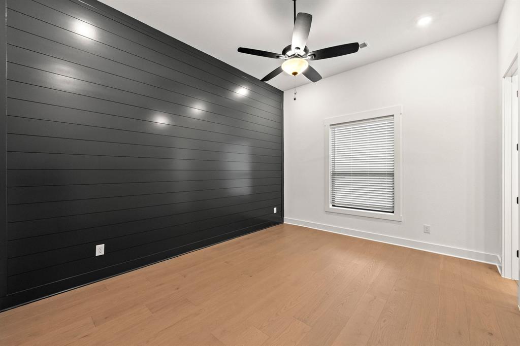 106 Shumard Oak Drive Property Photo 12