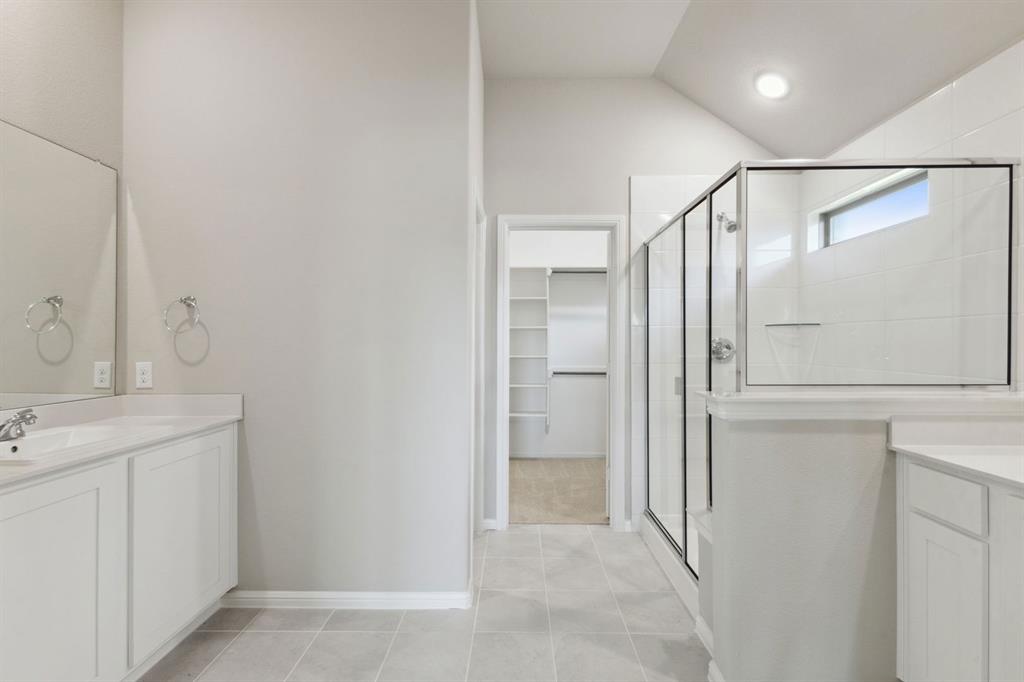 1324 Capecastle Lane Property Photo 15