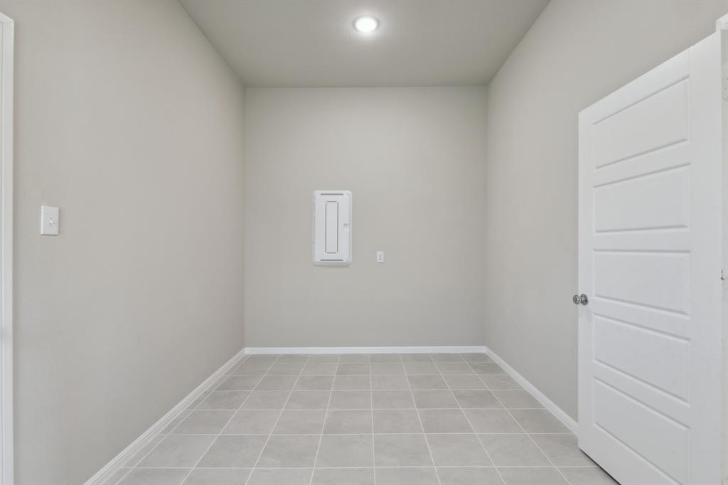 1324 Capecastle Lane Property Photo 21