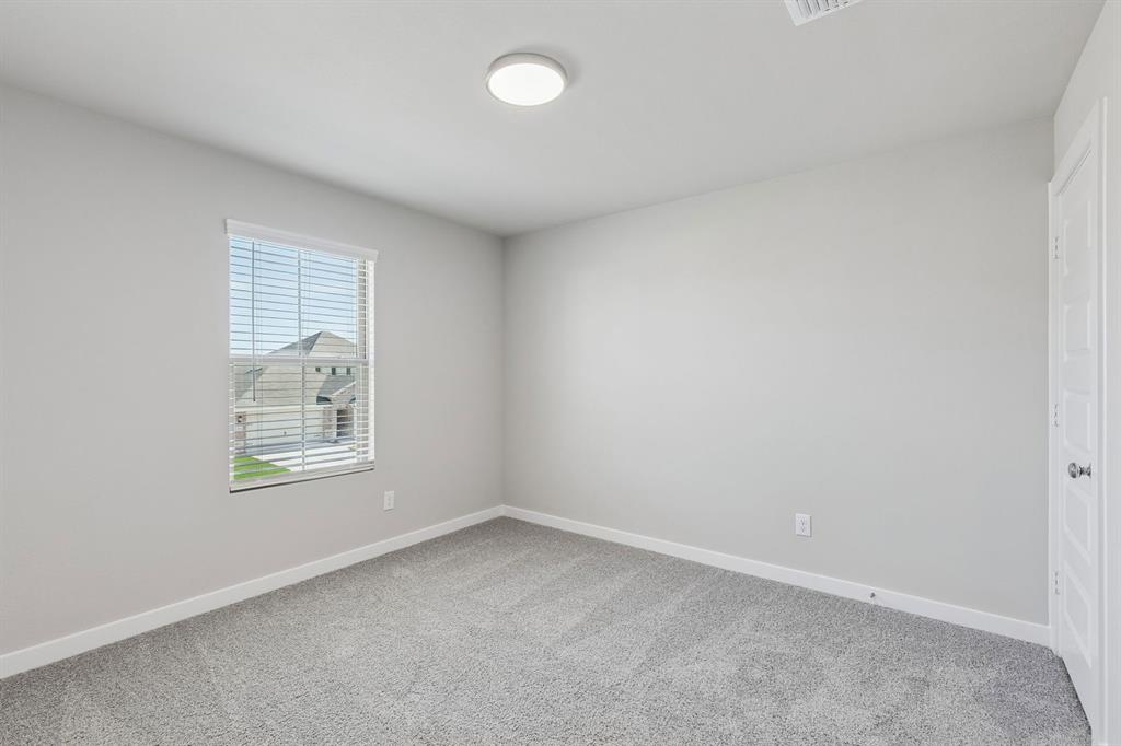 6637 Coyote Valley Trail Property Photo 34
