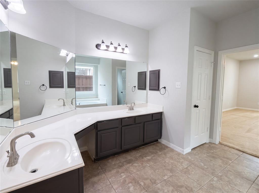 4536 Risinghill Drive Property Photo 15