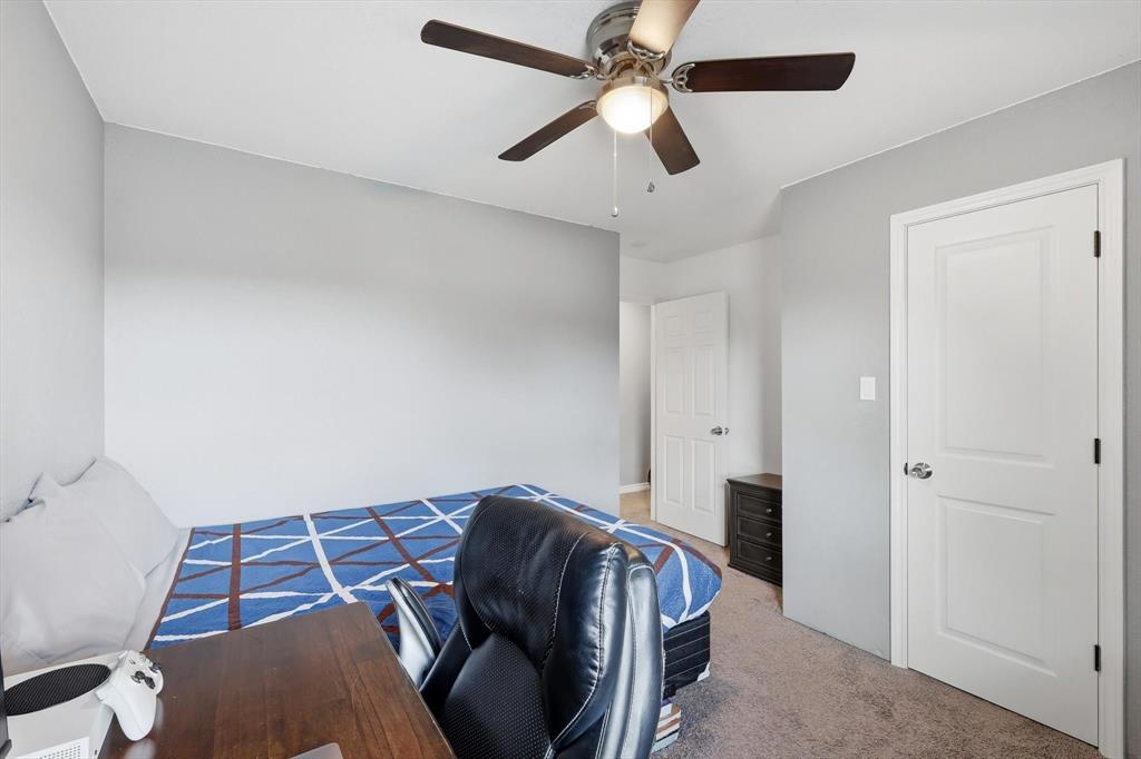 2518 Gladstone Drive Property Photo 26