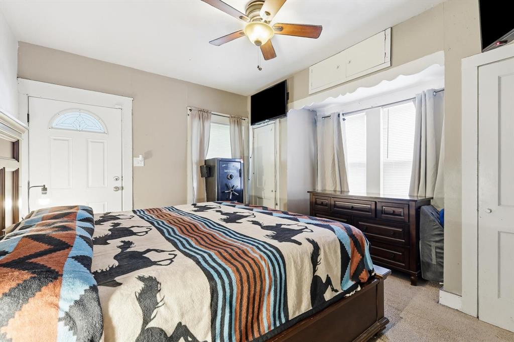 2518 Gladstone Drive Property Photo 28