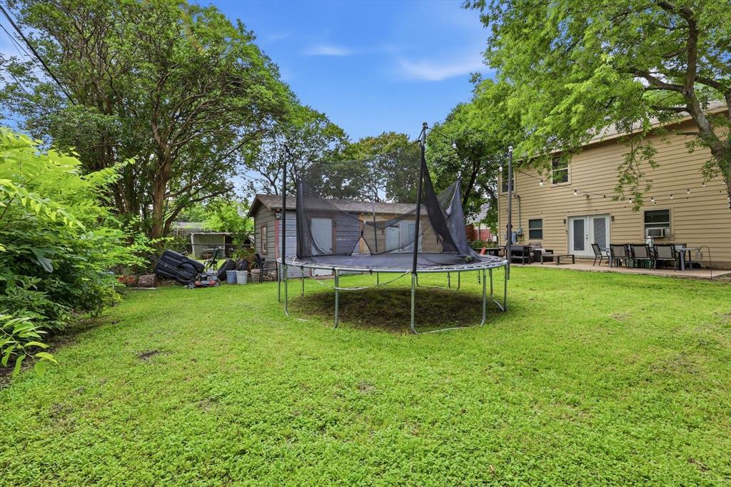 2518 Gladstone Drive Property Photo 34