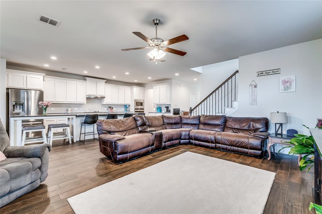 528 Retama Drive Property Photo 8