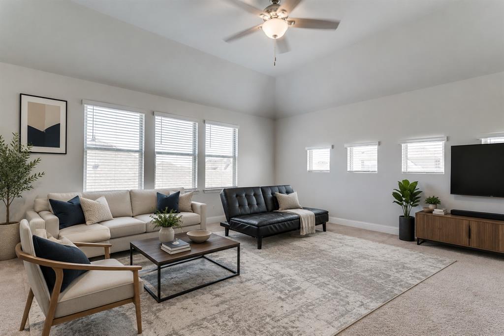 528 Retama Drive Property Photo 13