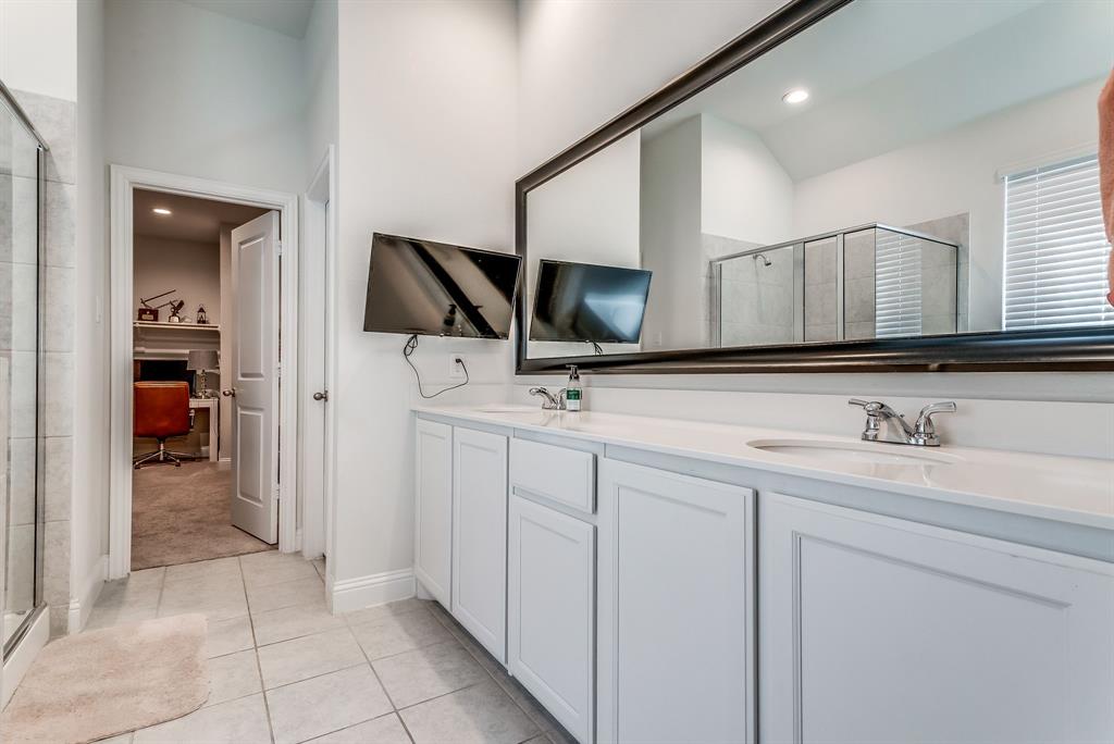 528 Retama Drive Property Photo 16
