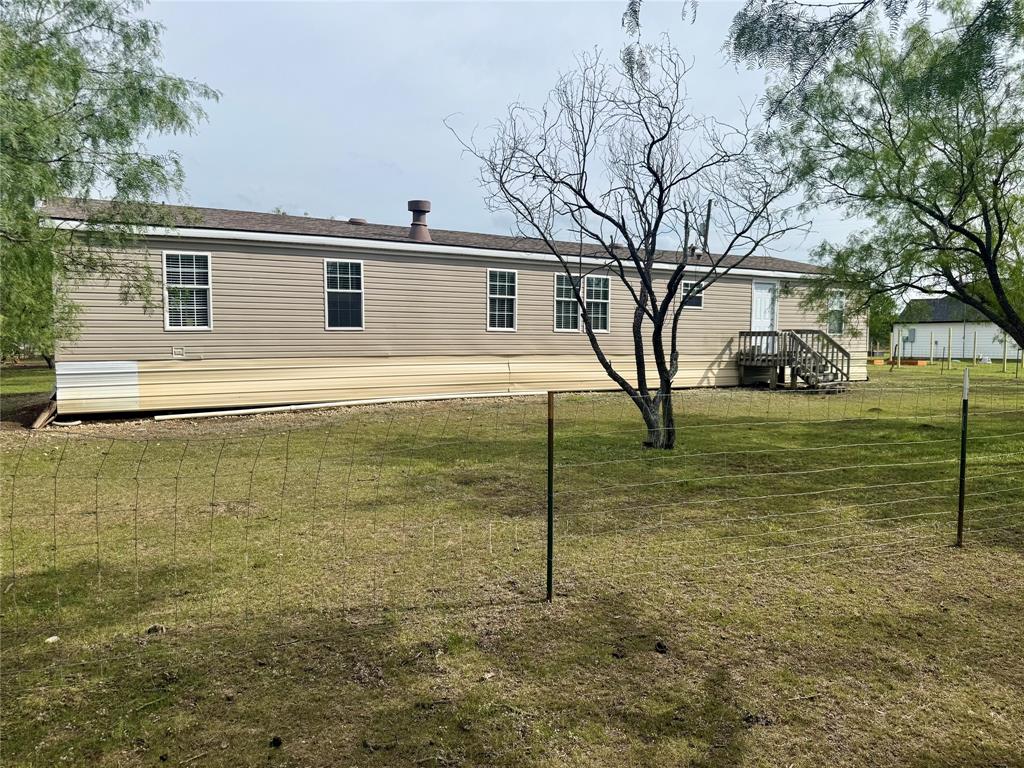 1132 Sw County Road 2348 Property Photo 21