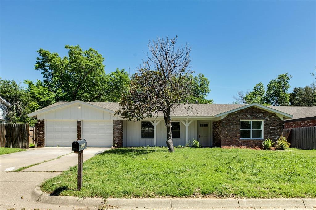 4208 Ashmore Drive Property Photo 1