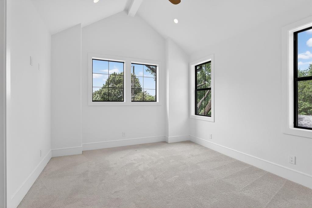 10140 Lakemere Drive Property Photo 32