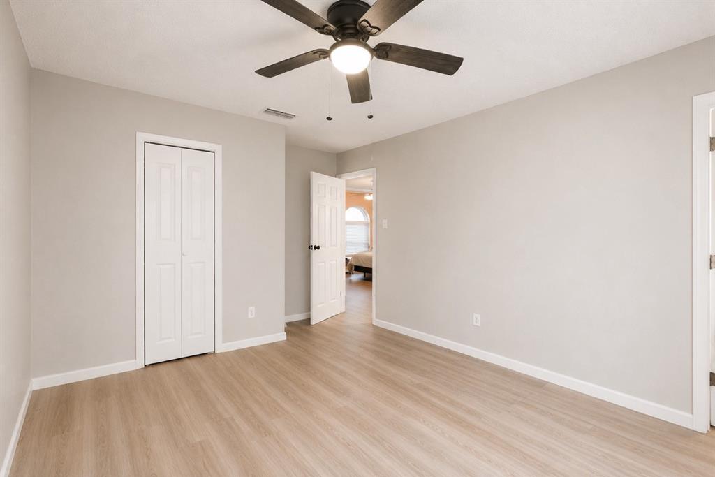 527 Shelly Court Property Photo 14