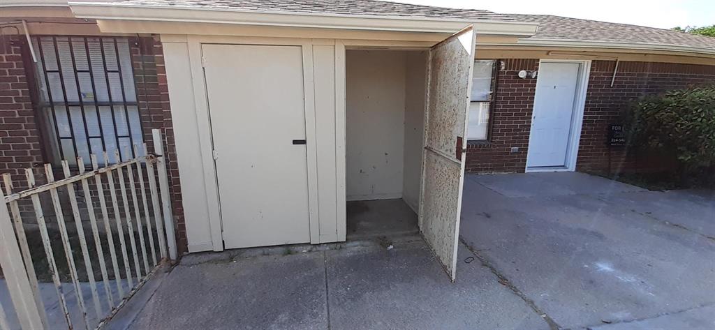 2801 19th Street B Property Photo 3