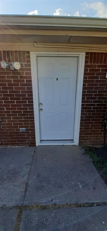 2801 19th Street B Property Photo 8