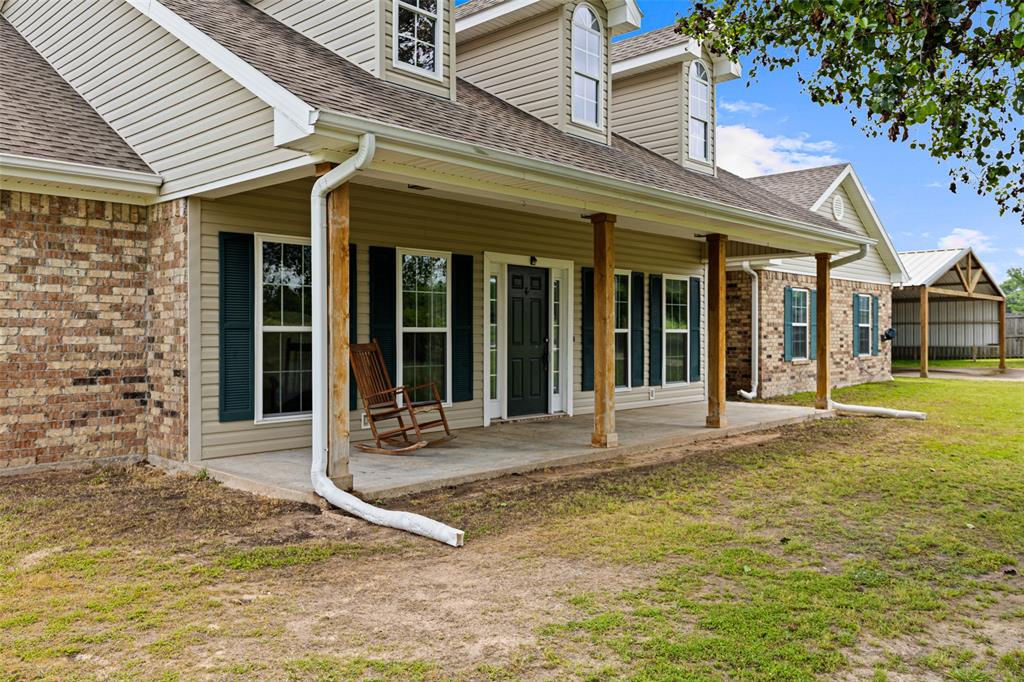152 Black Hawk Lane Property Photo 1