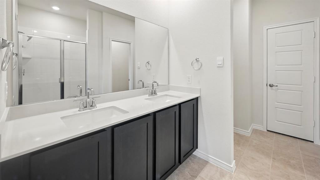 2117 Crockett Way Property Photo 1