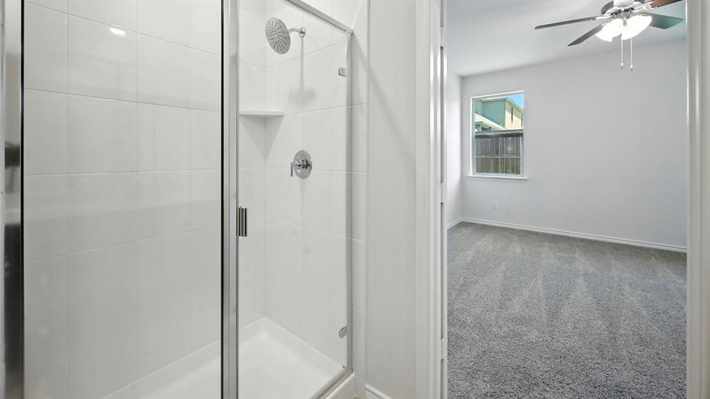 2117 Crockett Way Property Photo 3