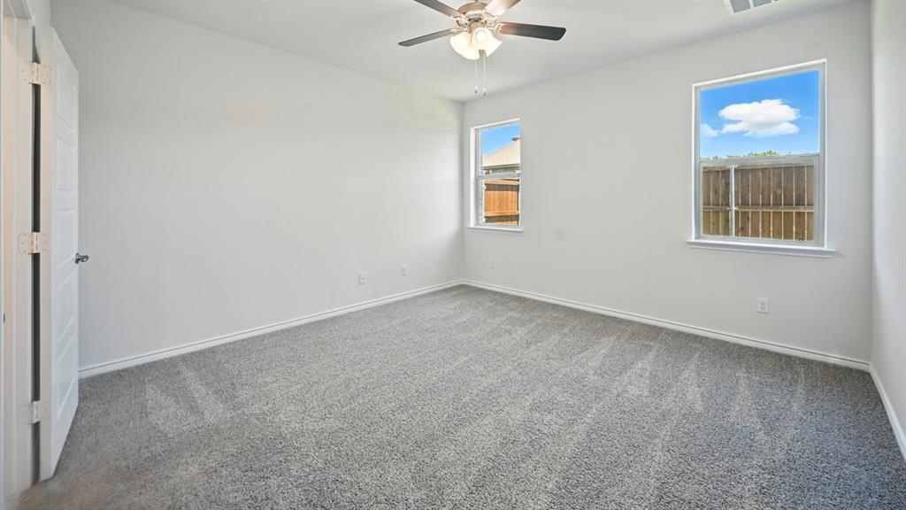 2117 Crockett Way Property Photo 6