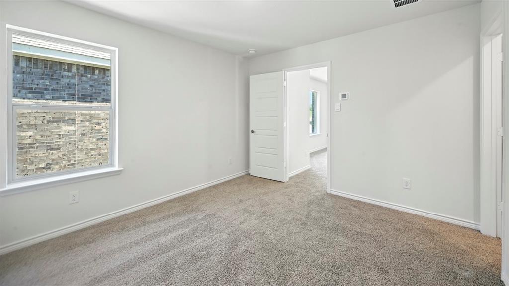 2117 Crockett Way Property Photo 11