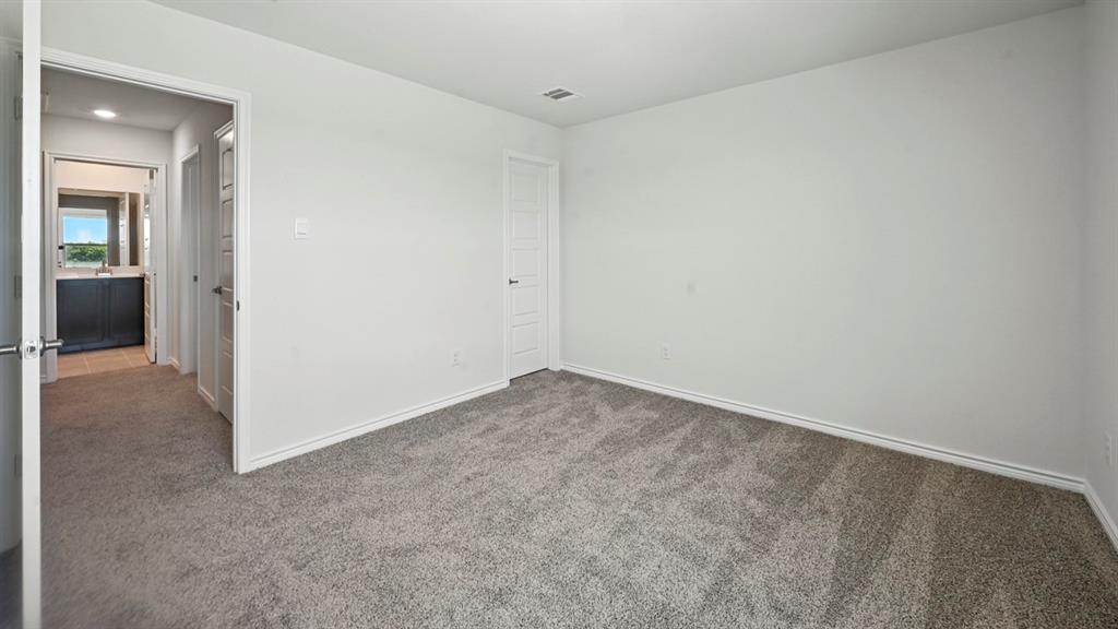 2117 Crockett Way Property Photo 18
