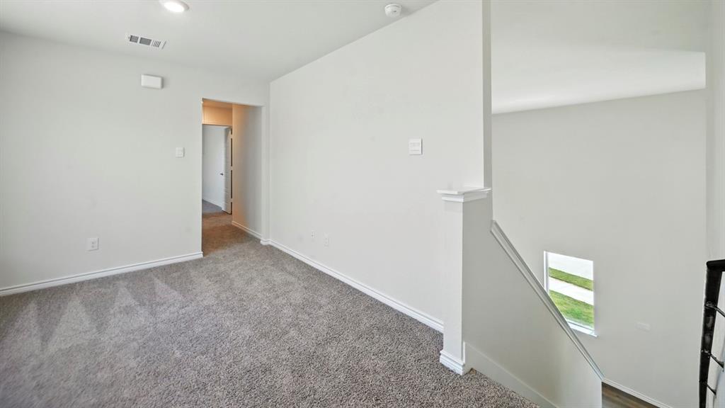 2117 Crockett Way Property Photo 21