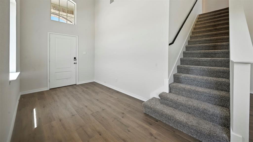 2117 Crockett Way Property Photo 36